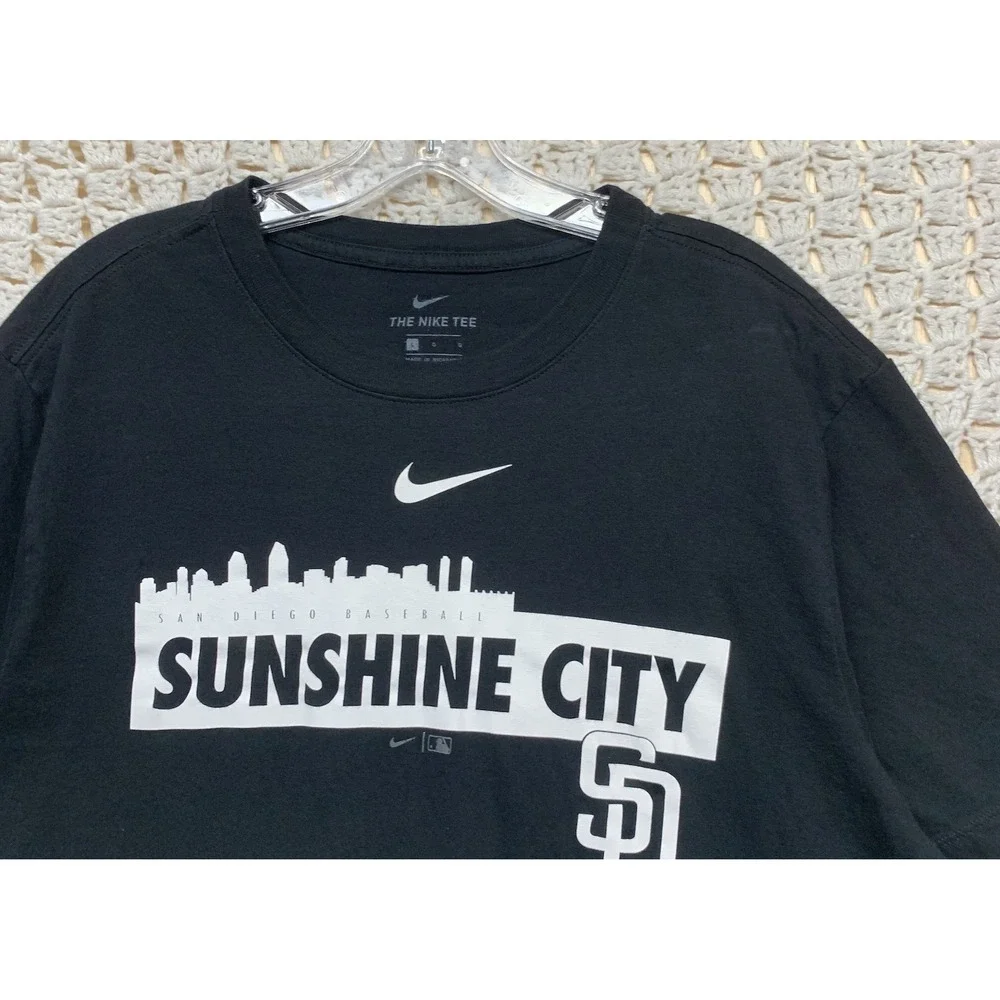 San Diego Padres Nike T-Shirt Men's Sz L Black Local Nickname Skyline  Crew Neck